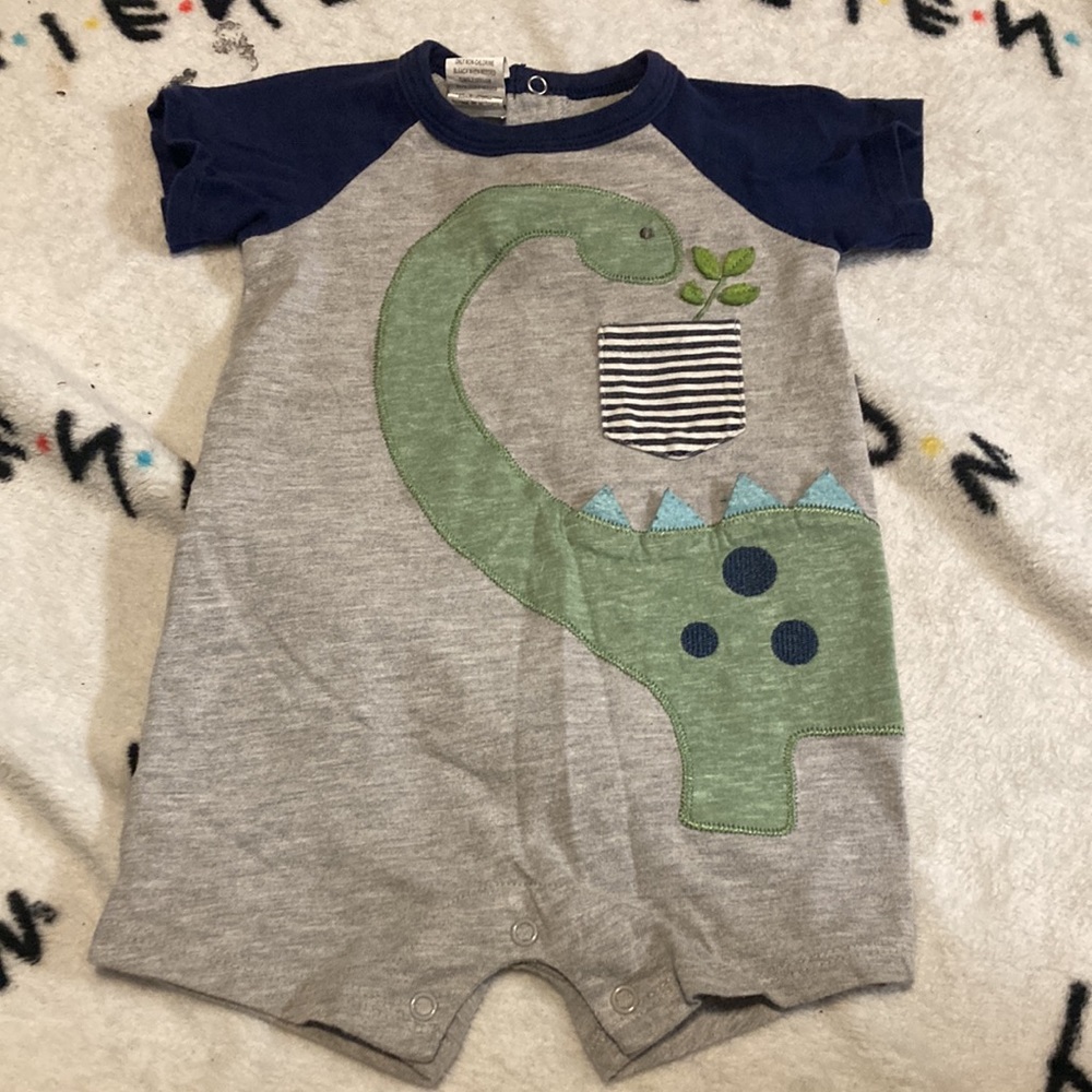 Jumpers - Picture 4 of 6